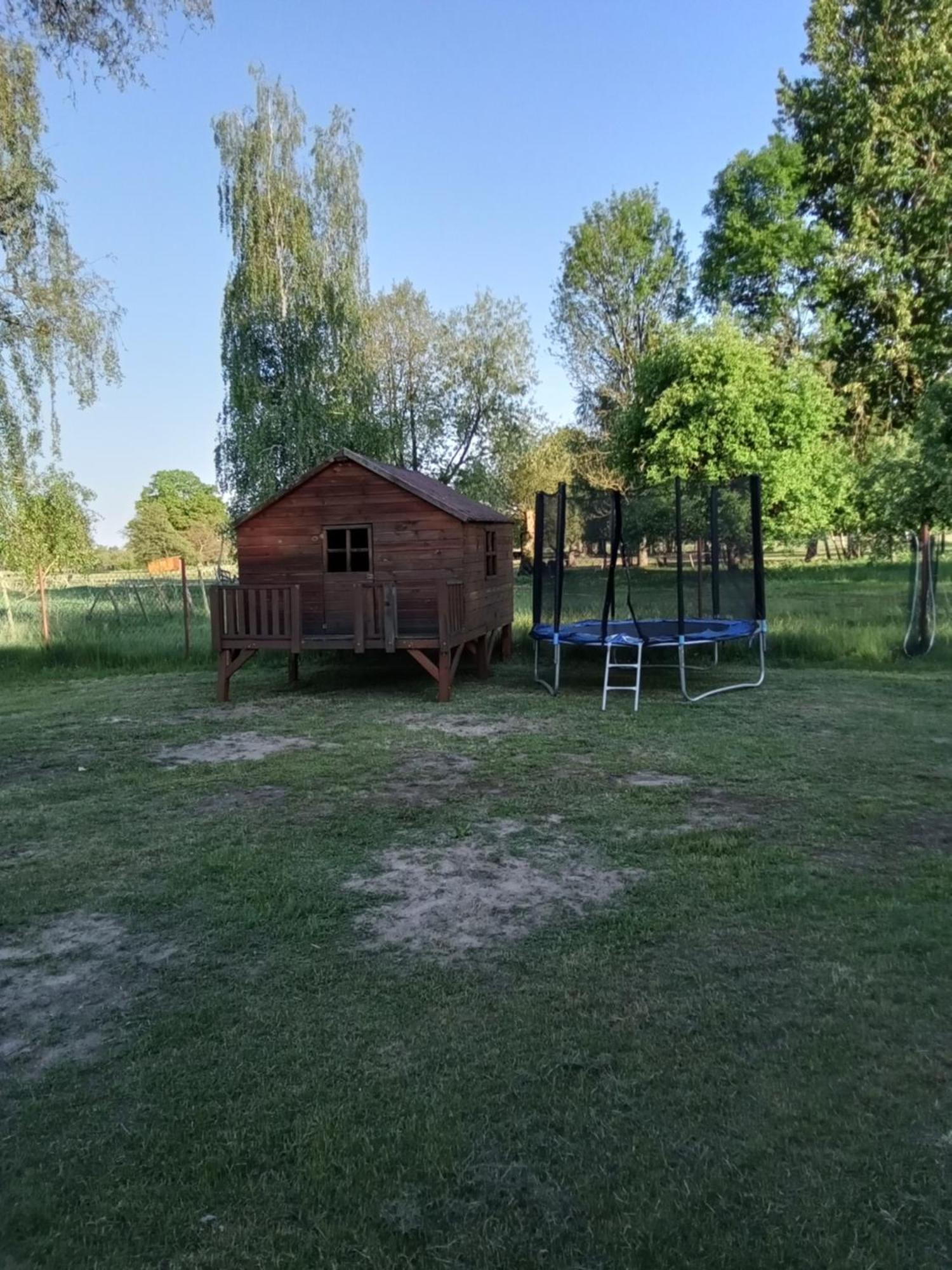 Domek U Kazi Sadowne Екстериор снимка